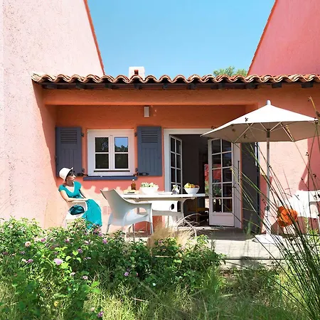 Les Chenes Verts 141s Boulouris-sur-Mer